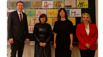 (z leve proti desni): Veleposlanik Republike Severne Makedonije v Republiki Sloveniji, nj. eks. Goran Milevski, dekanja Filozofske fakultete, Namita Subiotto, Aneta Trpevska (svetovalka za izobraževanje, znanost in digitalizacijo pri Veleposlaništvu RSM v RS) (foto: Jelena Filipović)