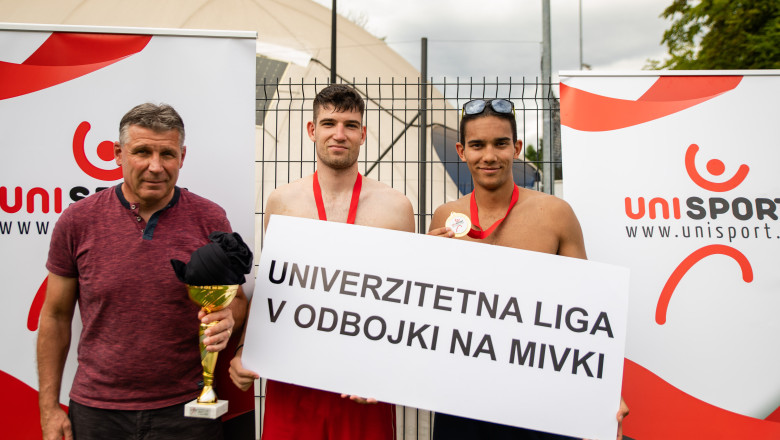 Pred. Gregor Hribar v družbi Alexa Radosavljeviča in Gašparja Benjamina (foto:Športna zveza Univerze v Ljubljani – UNISPORT) 
