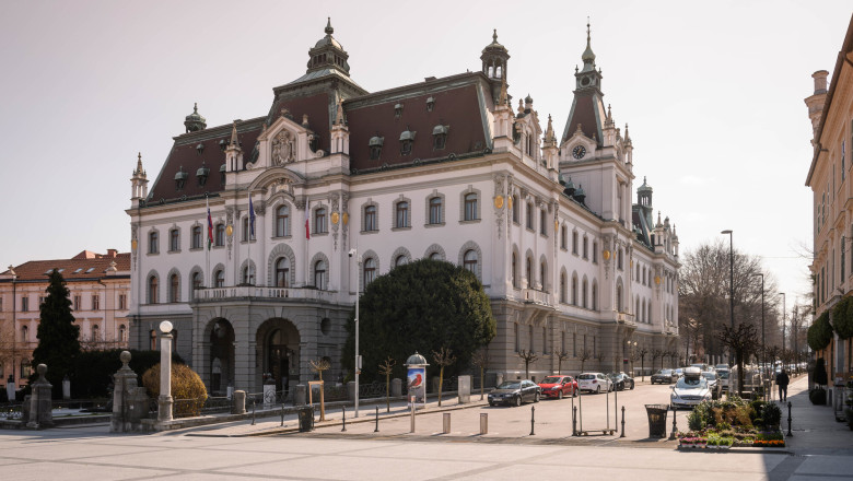 Univerza v Ljubljani nagrade dr. Ane Mayer Kansky letos podeljuje prvič. 